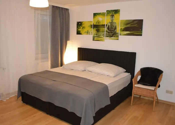 Modernes 1-Zimmer Apartment W-Lan, Stellplatz