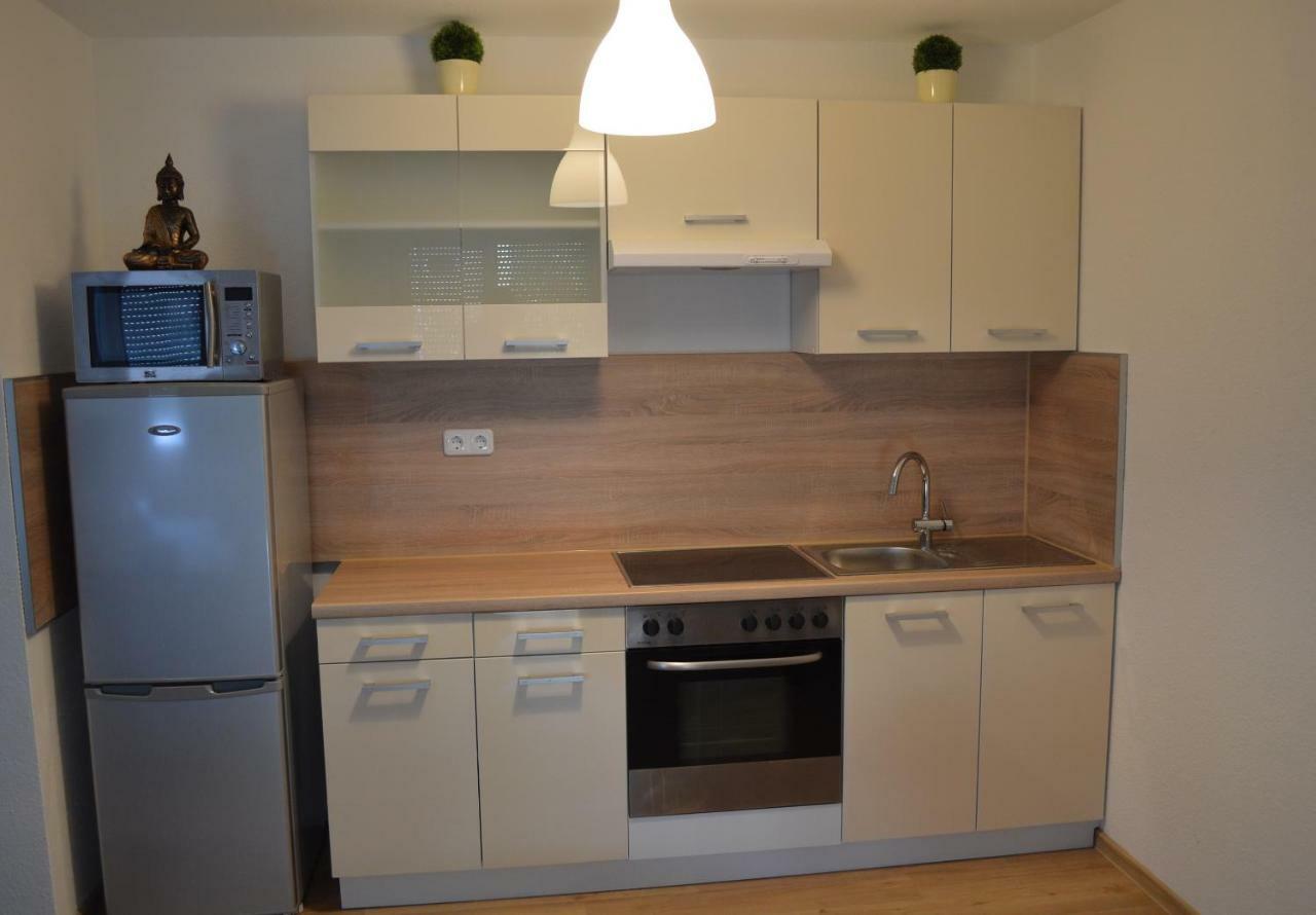 Modernes 1-zimmer W-lan, Stellplatz *